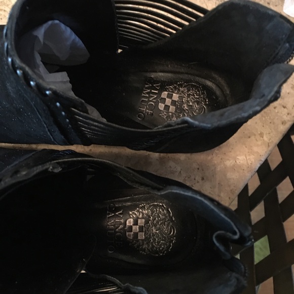 Black Leather Suede booties w/cutout side detail. - Picture 5 of 8